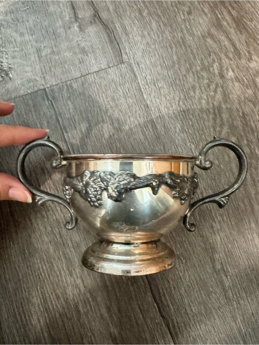 Antique silver plate grape design sugar bowl candle holder - Picture 10 of 10